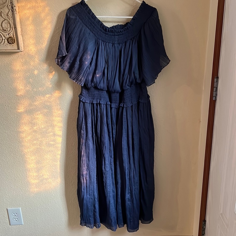 Navy Blue Off-Shoulder Pleated Midi Dress